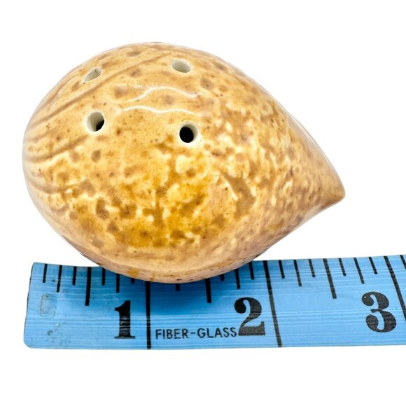 Ceramic Shell-Shaped Salt and Pepper Shakers Brown Coastal Decor Collectibles - Picture 4 of 7